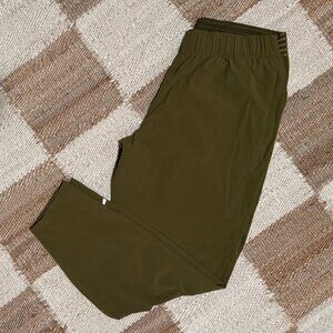 NWT Nike W's Essential Pant 7/8 - XL